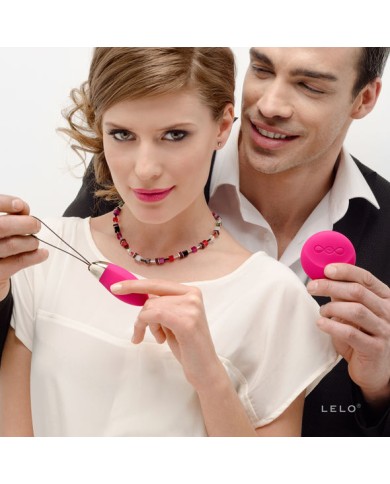 LELO LYLA 2 INSIGNIA DESIGN EDITION HUEVO MASAJEADOR FUCSIA