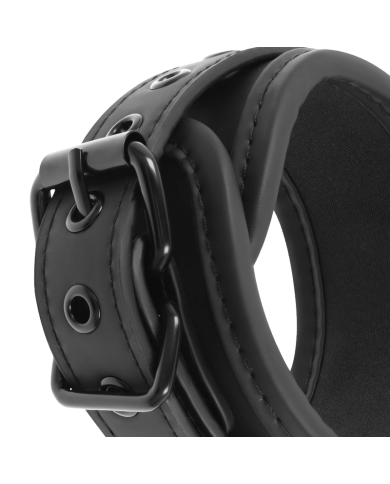FETISH SUBMISSIVE COLLAR Y ESPOSAS CUERO VEGANO CON FORRO DE NEOPRENO
