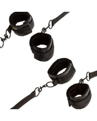 CALEXOTICS BOUNDLESS RED RESTRAINT SET RESTRICCION CAMA