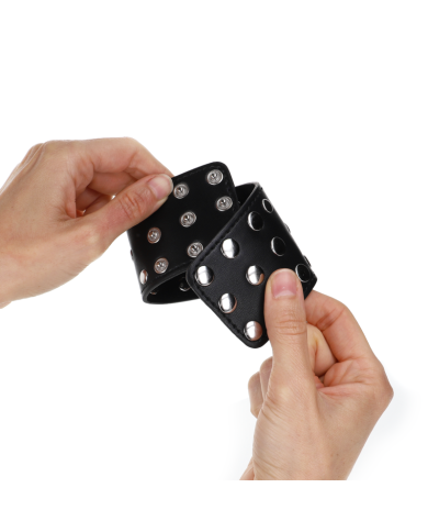 KINK MUNEQUERAS CON CIERRE A PRESION LLENO DE TACHUELAS AJUSTABLE NEGRO 19 24 CM X 55 CM