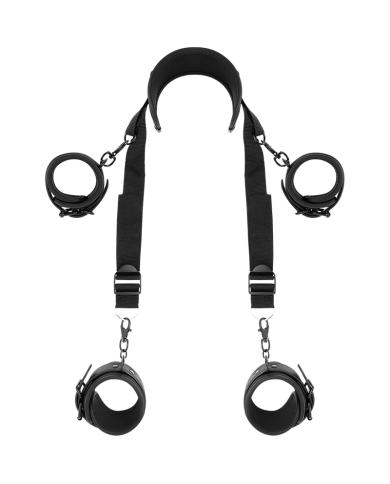 FETISH SUBMISSIVE POSICION MASTER CON 4 ESPOSAS CON FORRO DE NEOPRENO