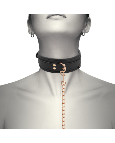 COQUETTE CHIC DESIRE FANTASY COLLAR CUERO VEGANO CON CORREA Y FORRO DE NEOPRENO