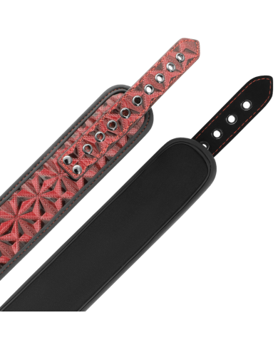 BEGME RED EDITION COLLAR CON CADENAS Y PINZAS PEZONES CON FORRO DE NEOPRENO