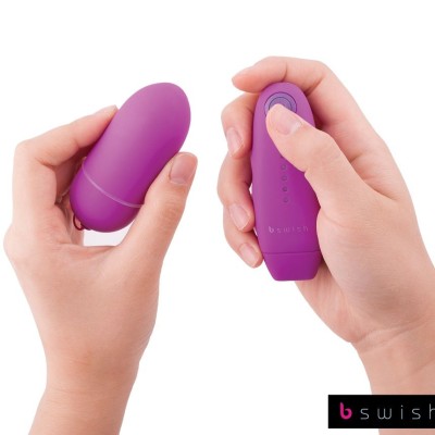 B SWISH BNAUGHTY UNLEASHED CLASSIC LILA CONTROL REMOTO