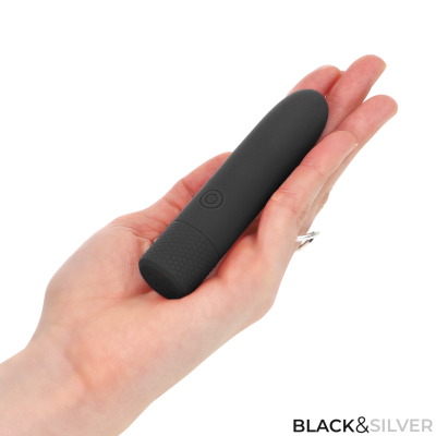 BLACK SILVER GERI BALA VIBRADORA RECARGABLE POR USB 8 VIBRACIONES NEGRO 10 X 22 CM