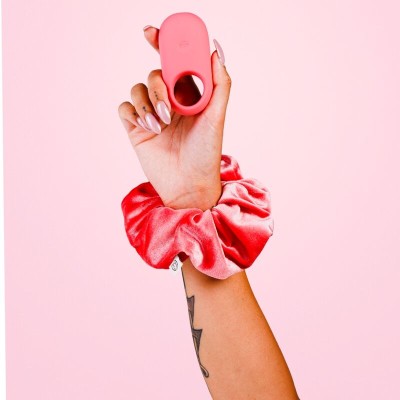 JE JOUE ILY COCK RING ANILLO VIBRADOR PARA PENE