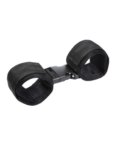 OHMAMA FETISH RESTRICCIONES MUNECA CON BROCHE OHMAMA FETISH RESTRICCIONES MUNECA CON BROCHE